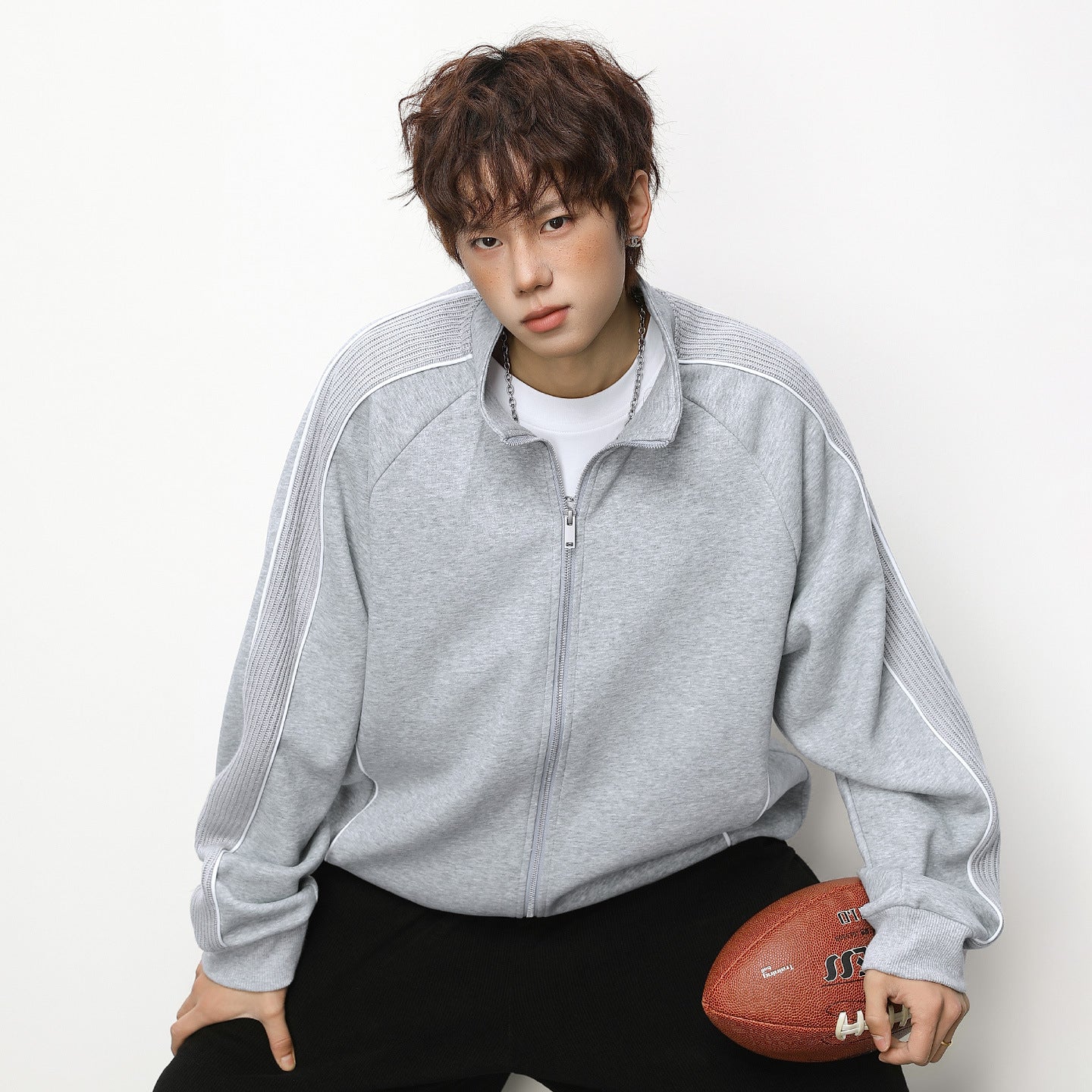 Stand up collar zipper long sleeved top jacket