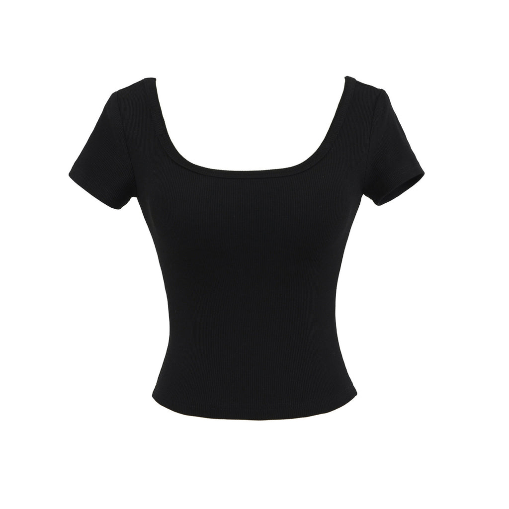 Fitness yoga wearing short sleeved T-shirt